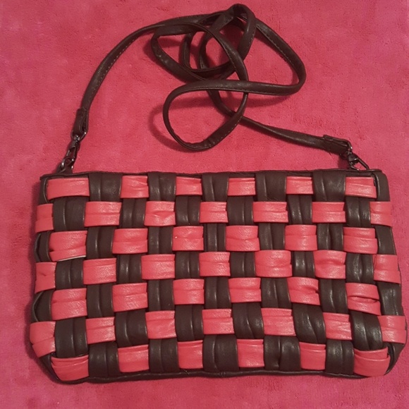 Street Level Handbags - Street level Clutch/Crossbody purse